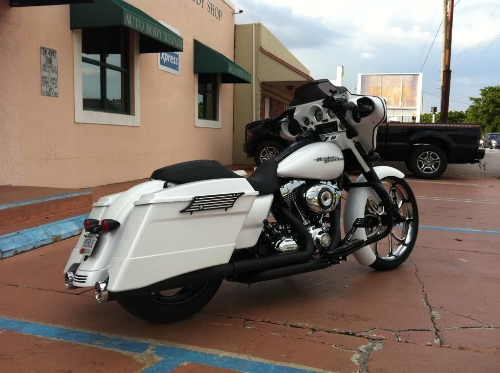 2007 street glide stretched bags and fender kit